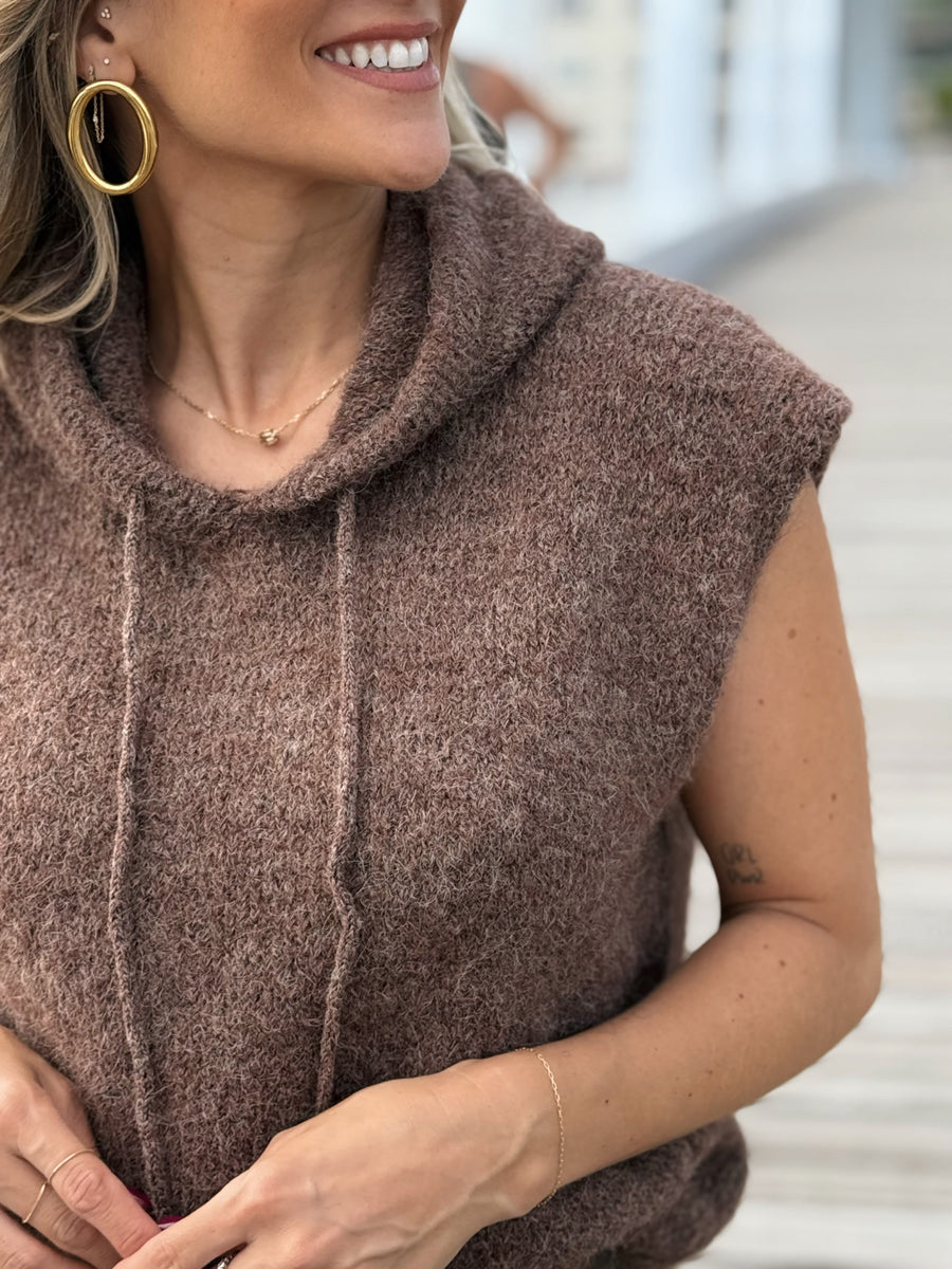 Le pull sans manche June marron