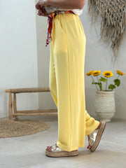 Le pantalon Agnessa jaune